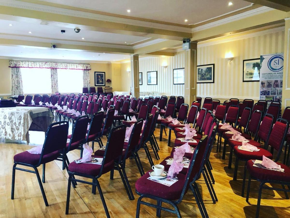 Tully'S Hotel Castlerea Dış mekan fotoğraf